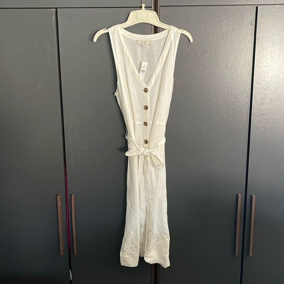 LOFT Dresses & Skirts - LOFT Linen blend dress